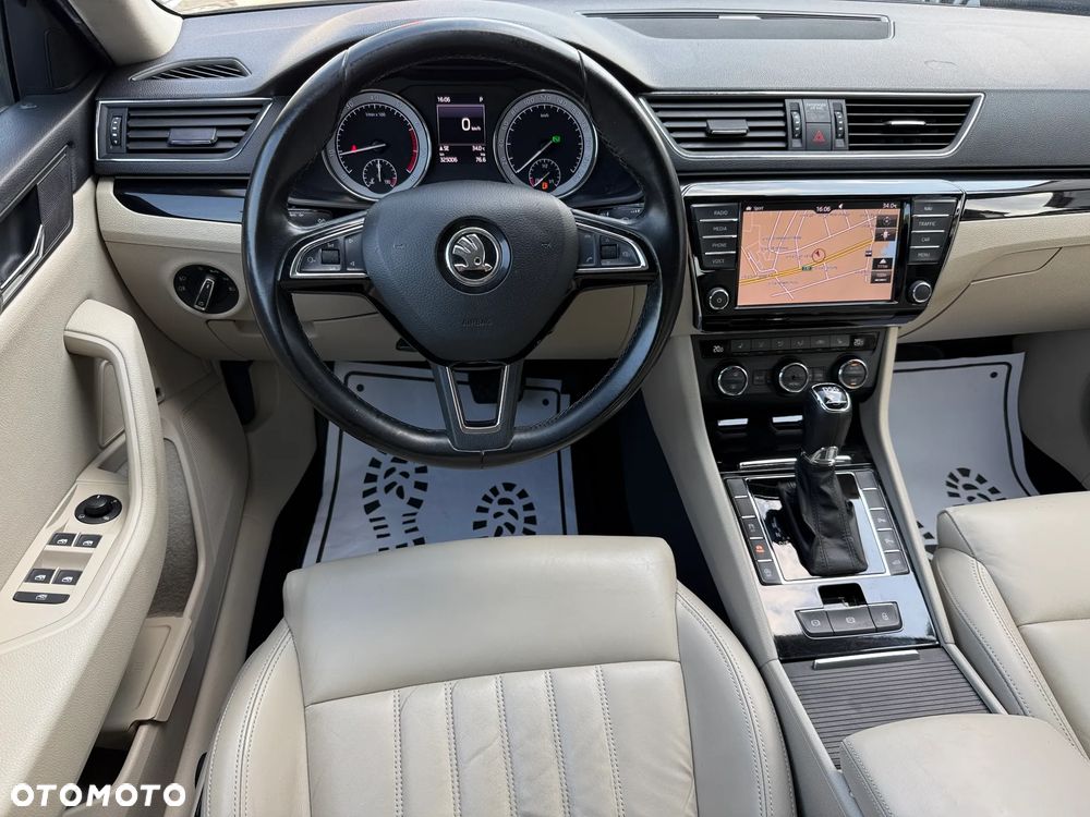 Skoda Superb 2016 photo 4