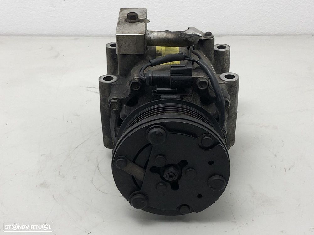 Compressor de ar condicionado FORD TRANSIT Box (FA) 2.4 TDCi 2004 - 2006 Ref. YS... - 2