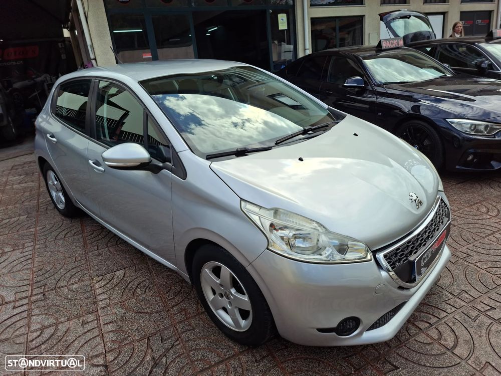 Peugeot 208 82 VTI Style - 5