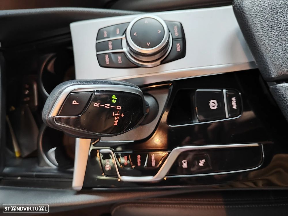 BMW 530 e Pack M - 31