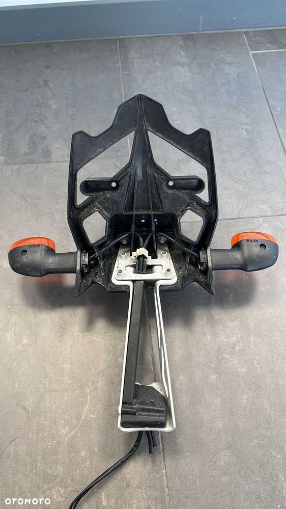Mocowanie Tablicy Rejestracyjnej Ogon Yamaha YZF R1. 2009-11 [2136] - 5