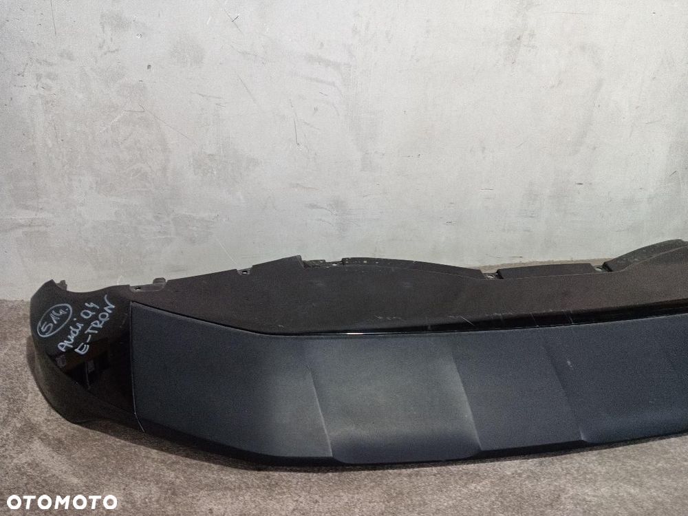 DOKŁADKA ZDERZAKA PRZÓD PRZEDNIA AUDI Q4 E-TRON 89A807733A - 2