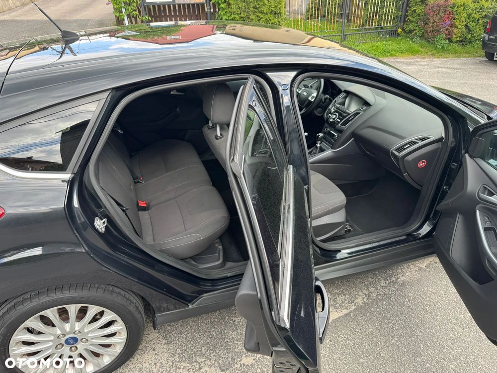 Ford Focus 1.6 EcoBoost Titanium - 12