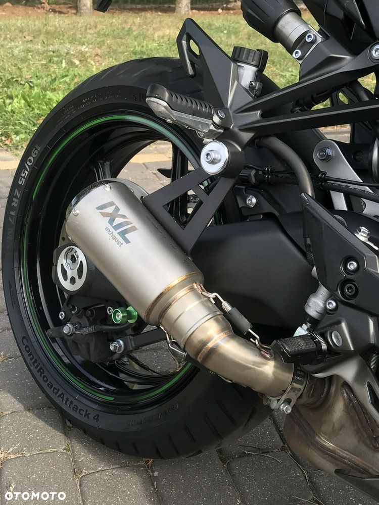Kawasaki Ninja 1000 SX - 4