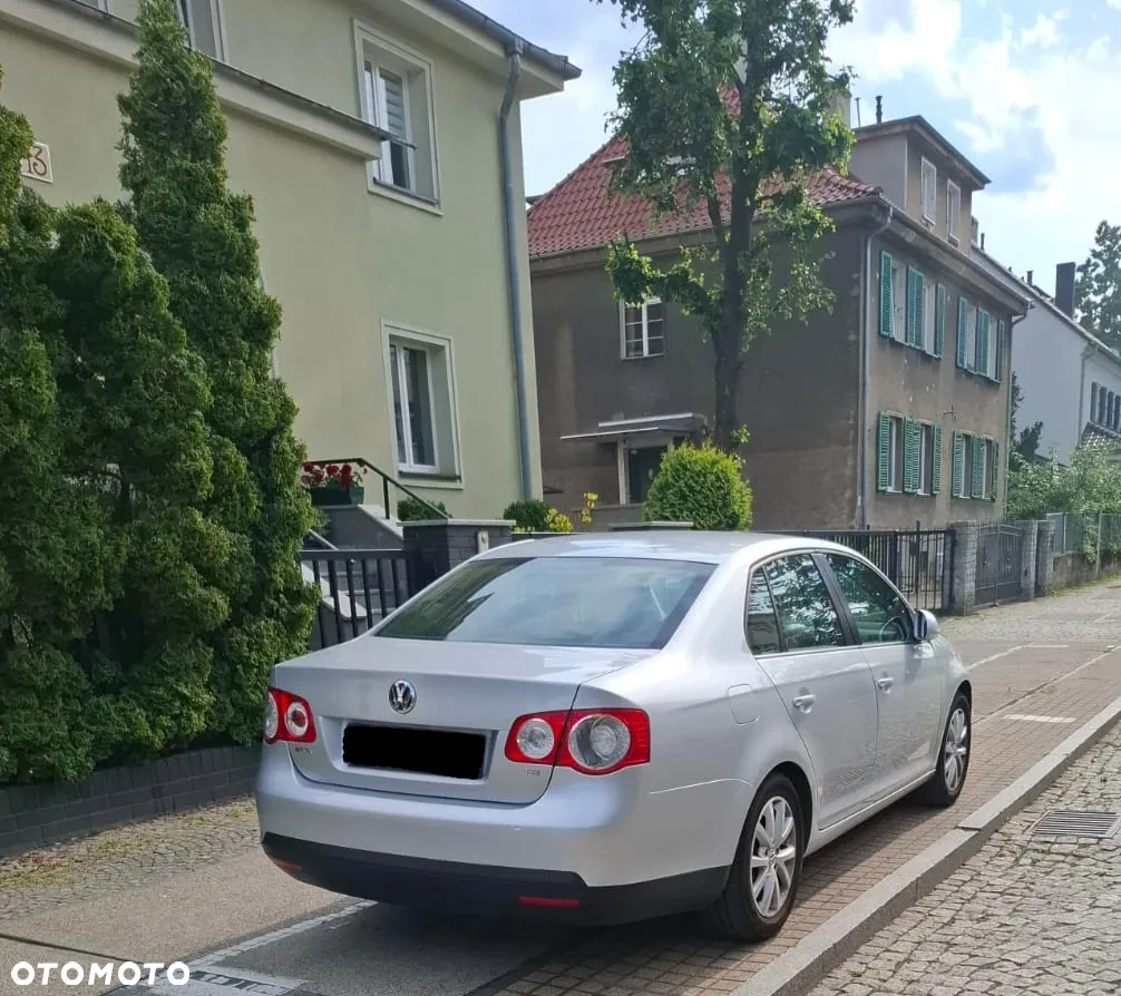 Volkswagen Jetta 1.4 TSI Trendline - 7