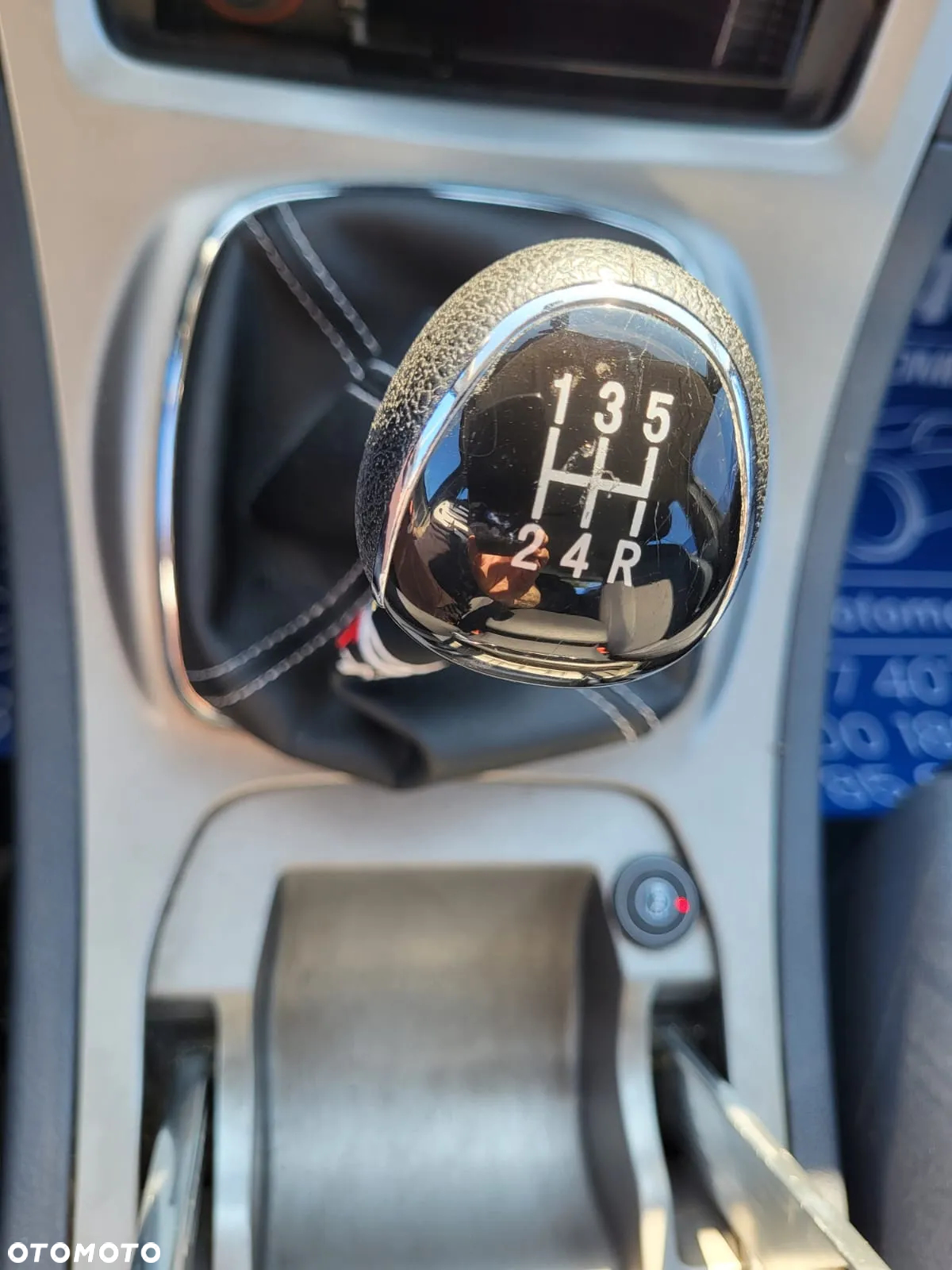 Ford S-Max - 24