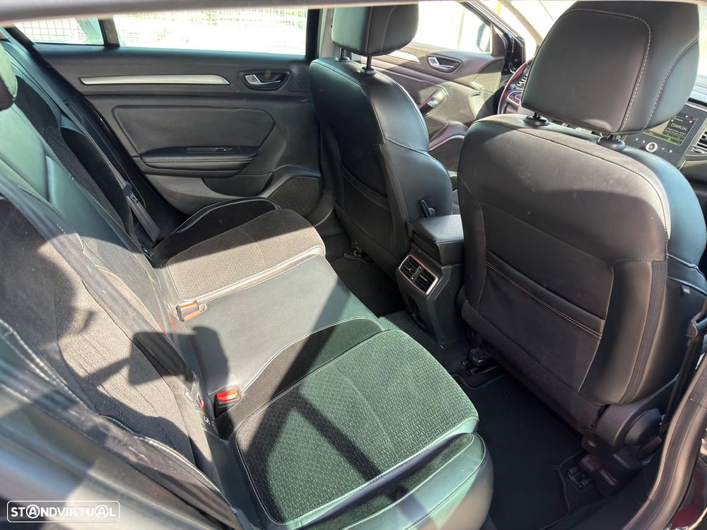 Renault Mégane Sport Tourer 1.5 Blue dCi GT Line - 8