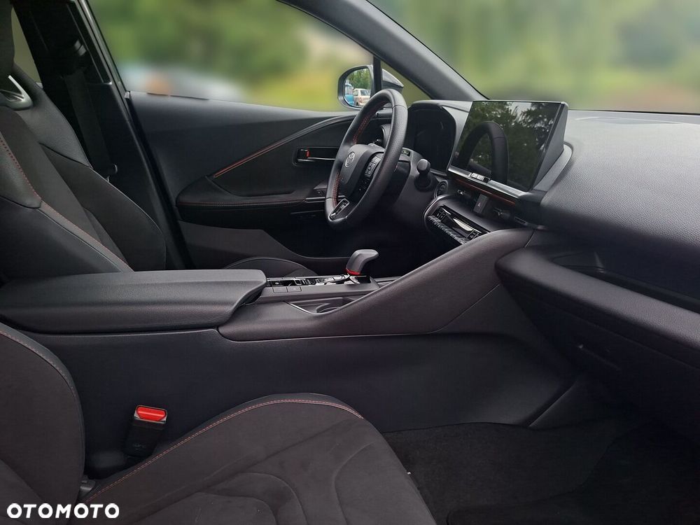 Toyota C-HR - 9