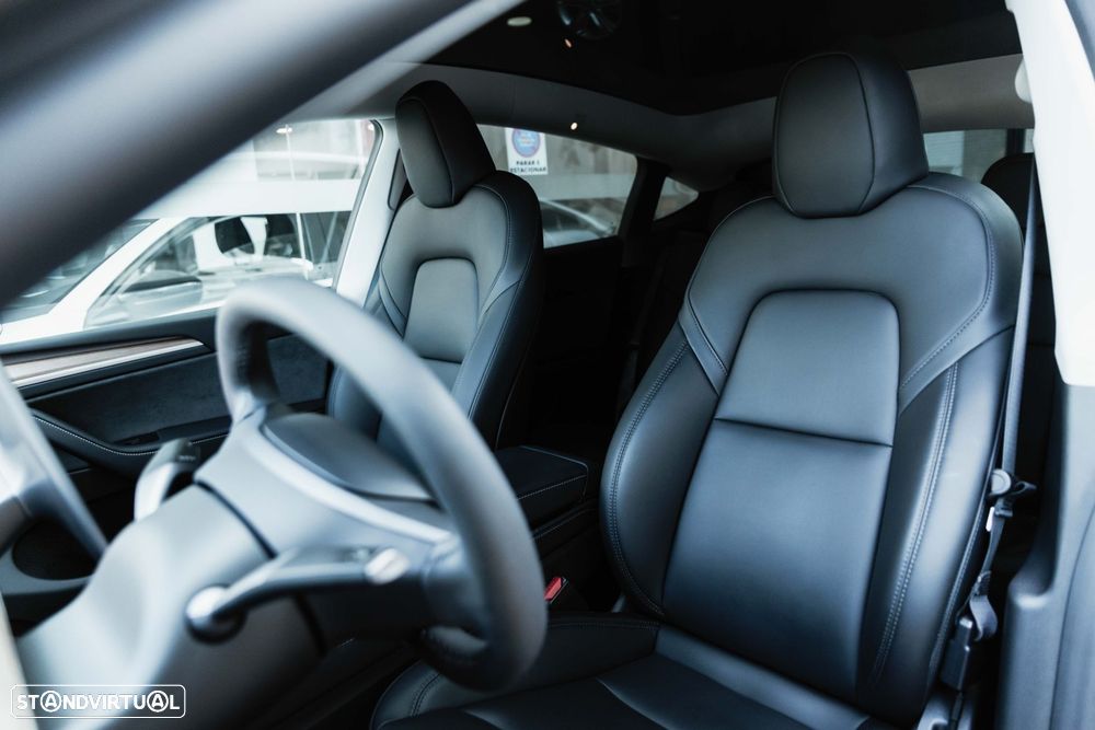 Tesla Model Y Long Range Tração Integral - 12