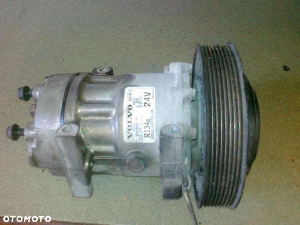Sprężarka klimatyzacji Volvo FH13 1000zł net - 1