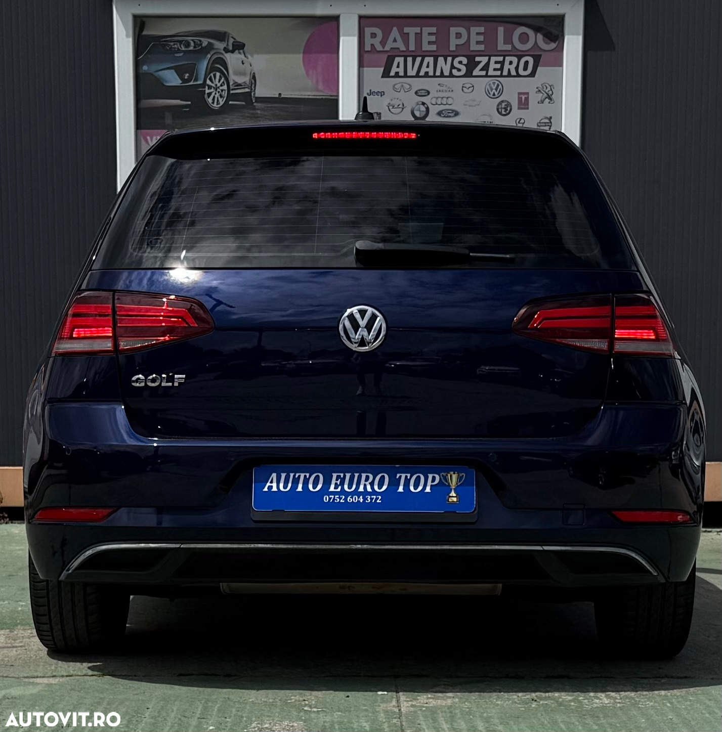 Volkswagen Golf 2.0 BlueTDI DSG Comfortline - 22