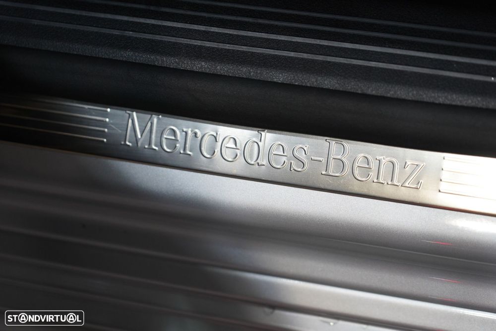 Mercedes-Benz A 180 d AMG Line - 32