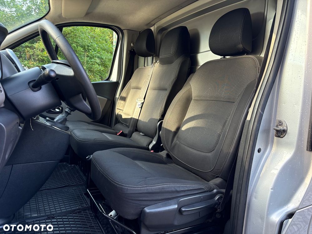 Renault Trafic - 15