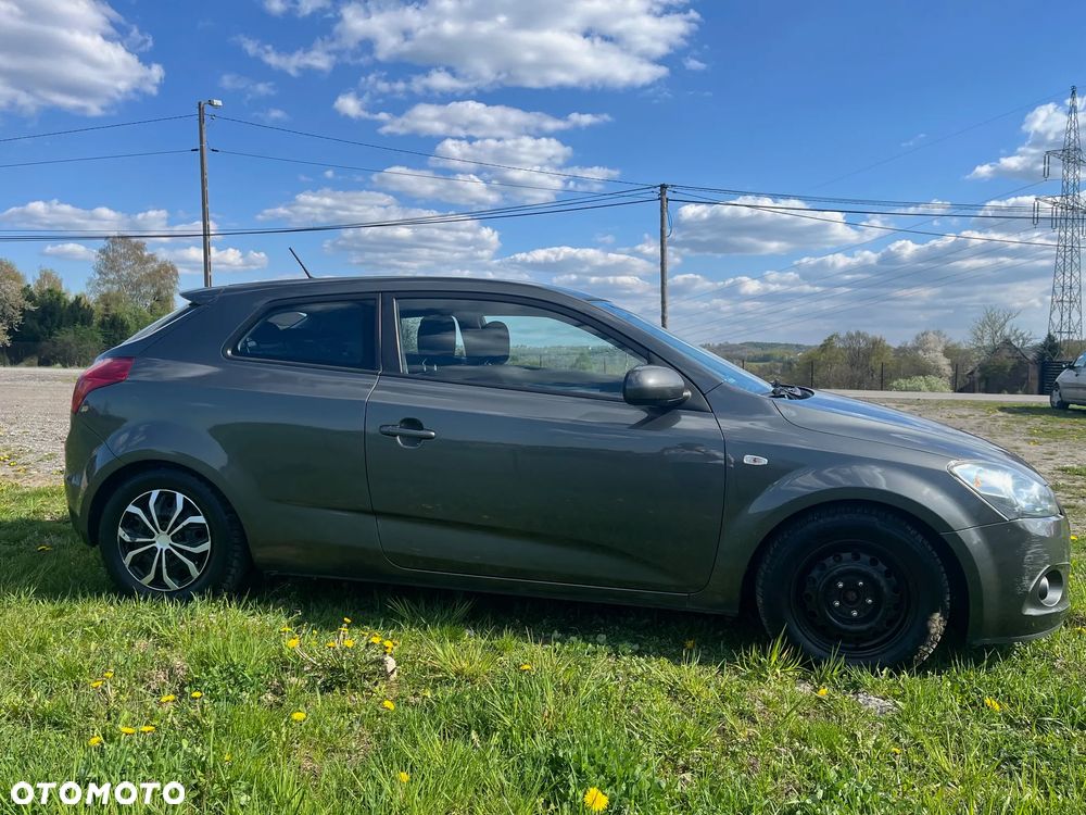 Kia Ceed 1.4 Comfort + - 4
