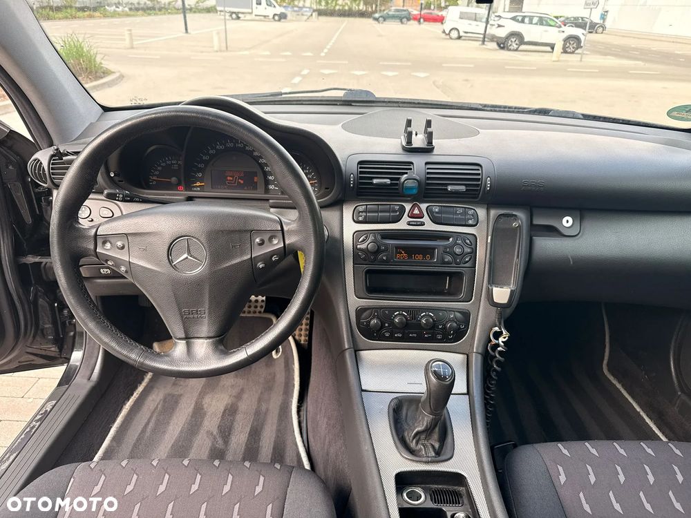 Mercedes-Benz Klasa C 200 Kompressor Automatik - 11