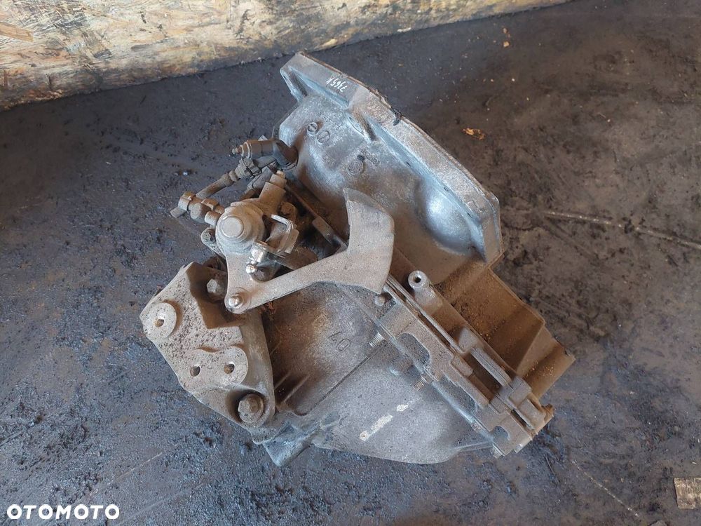 SKRZYNIA BIEGÓW SAAB 9-3 II 1.9 TID F40 MANUAL 6 BIEGÓW - 6