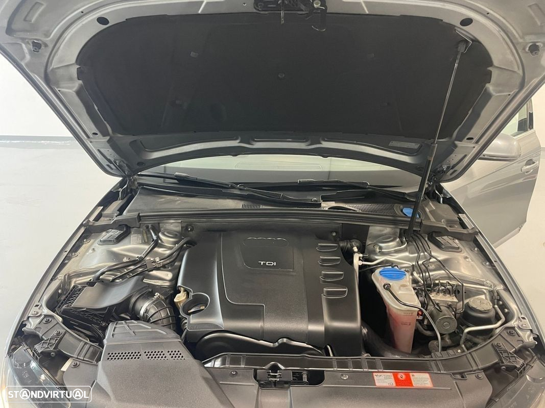 Audi A4 Avant 2.0 TDI exclusive - 31