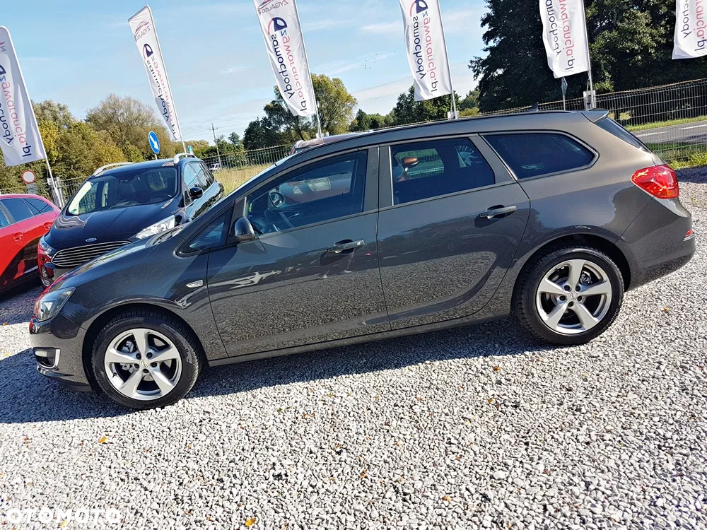 Opel Astra 2.0 CDTI Exklusiv - 5