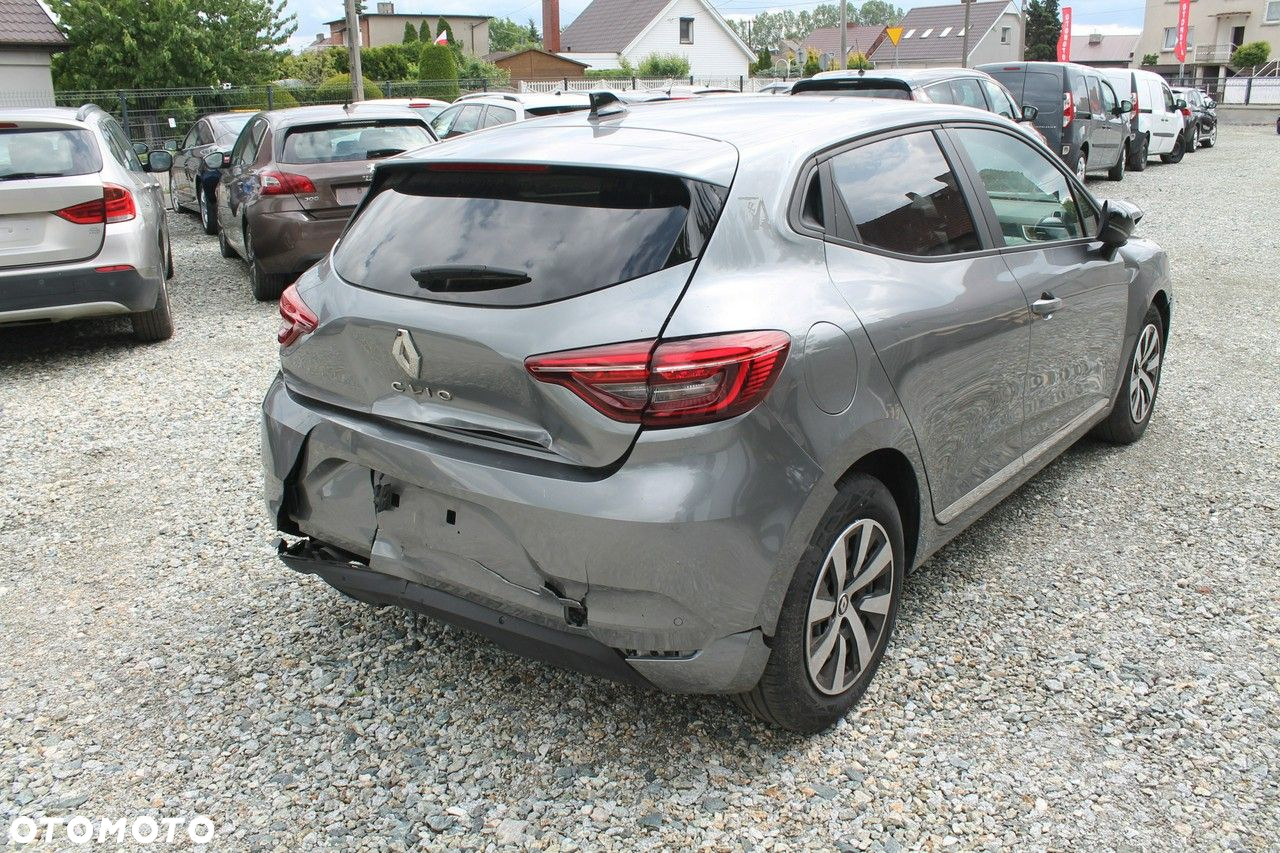 Renault Clio - 5