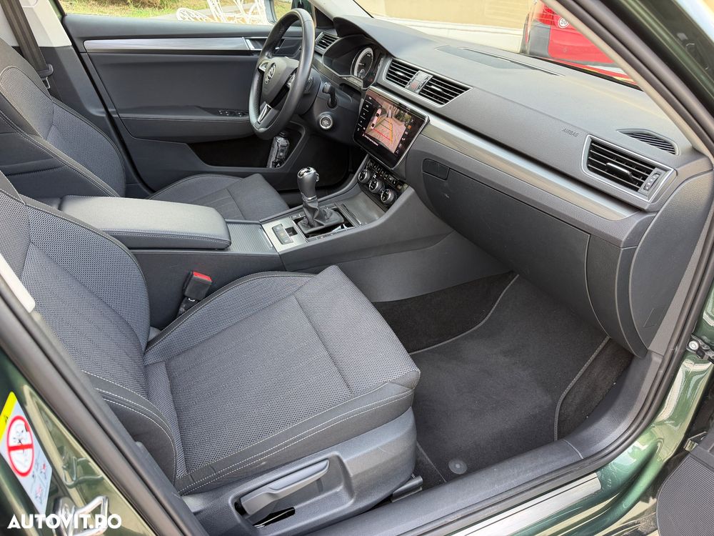 Skoda Superb 2.0 TDI DSG Style - 7