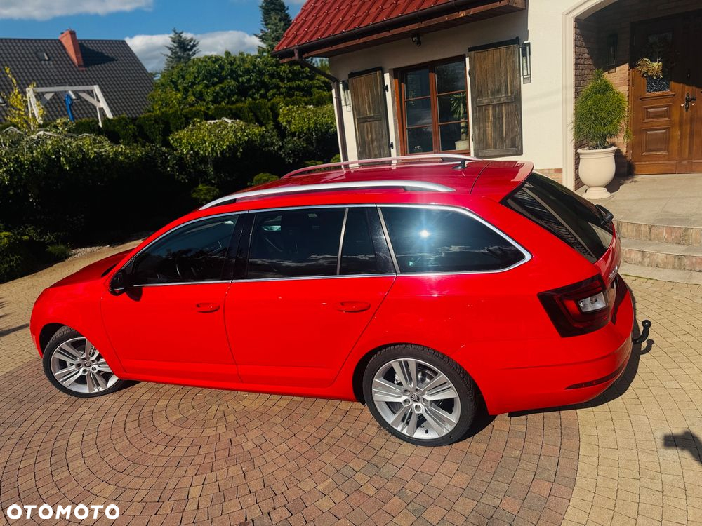 Skoda Octavia Combi 1.6 TDI DSG Premium Edition - 23