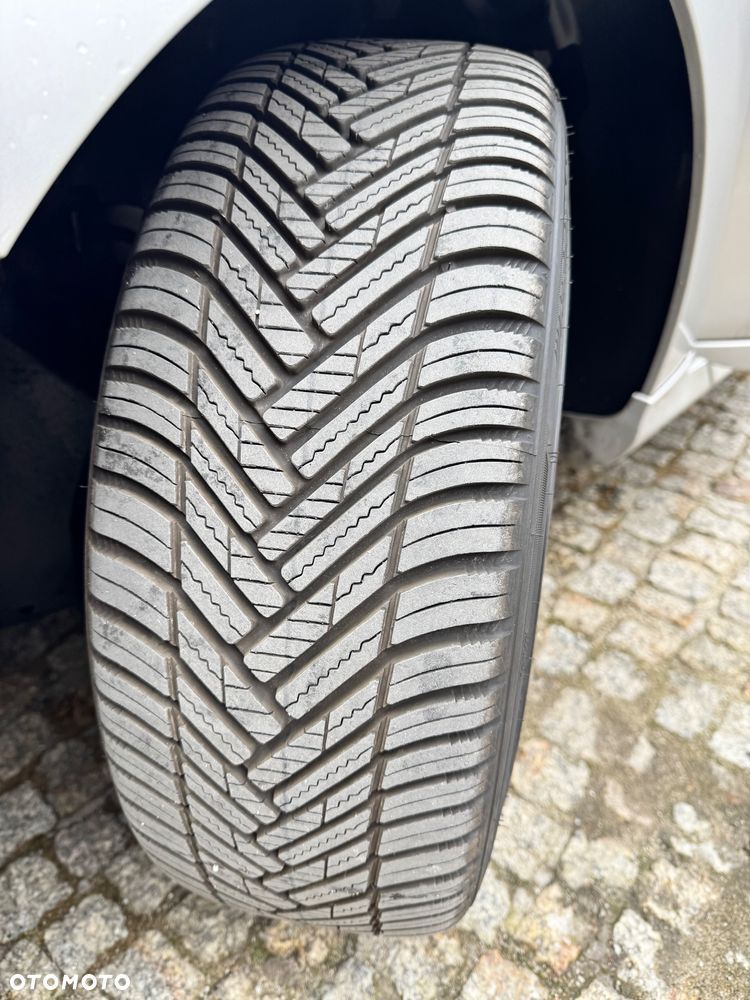 Renault Clio 1.6 Turbo R.S EDC Sport - 23