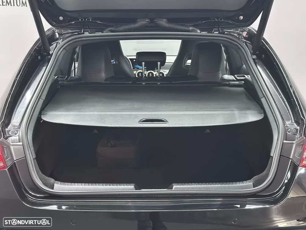 Mercedes-Benz CLA 250 e AMG Line - 17