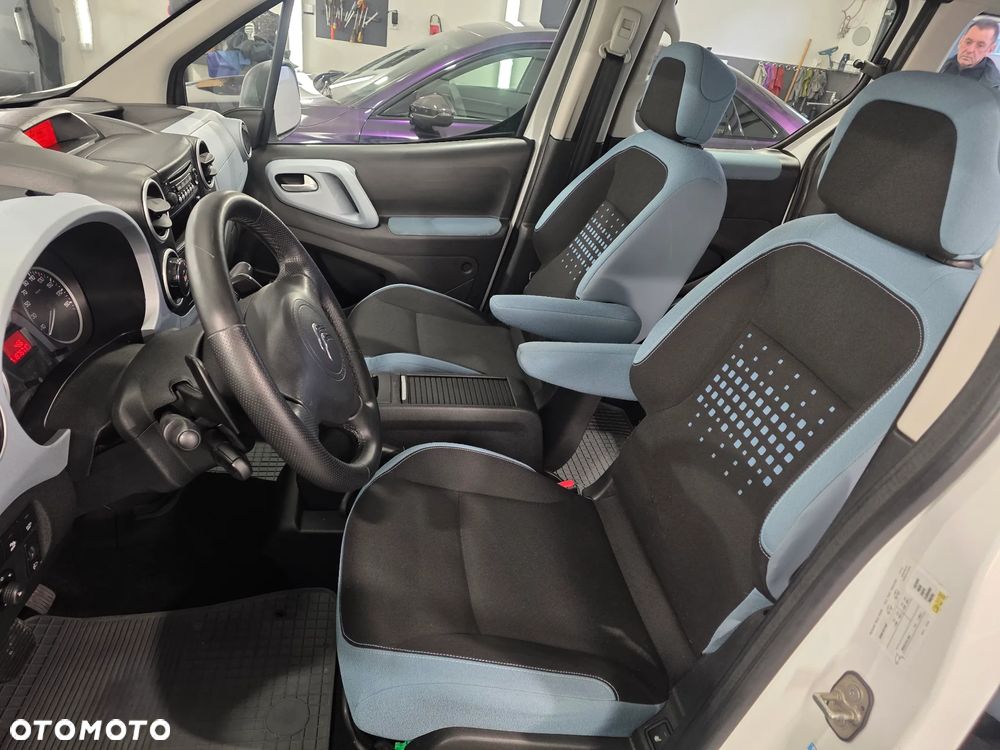 Citroën Berlingo Multispace e-HDi 90 FAP EGS6 Exclusive - 30