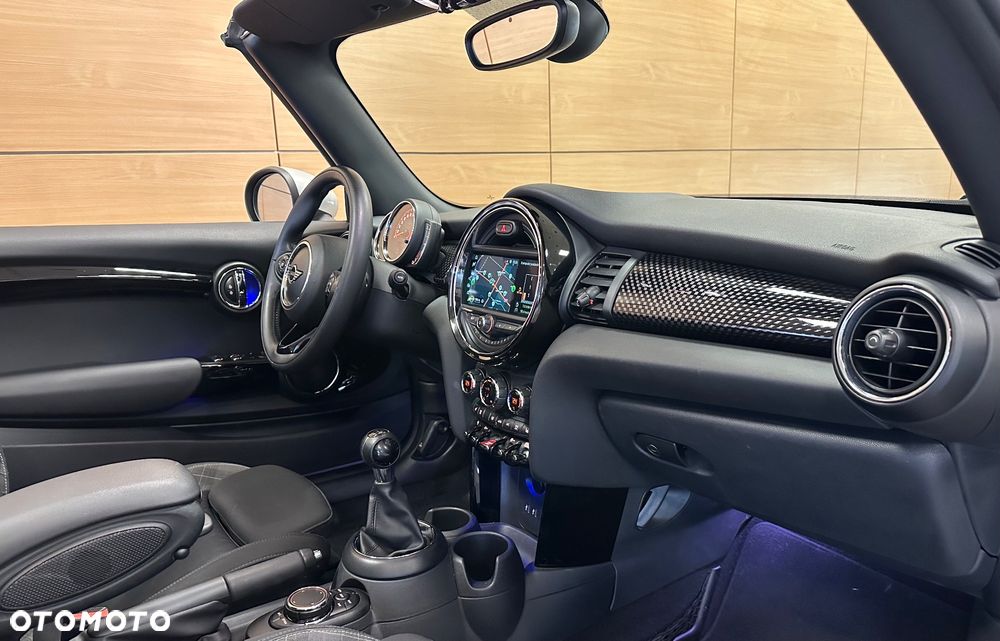 MINI Cooper S Sidewalk - 10