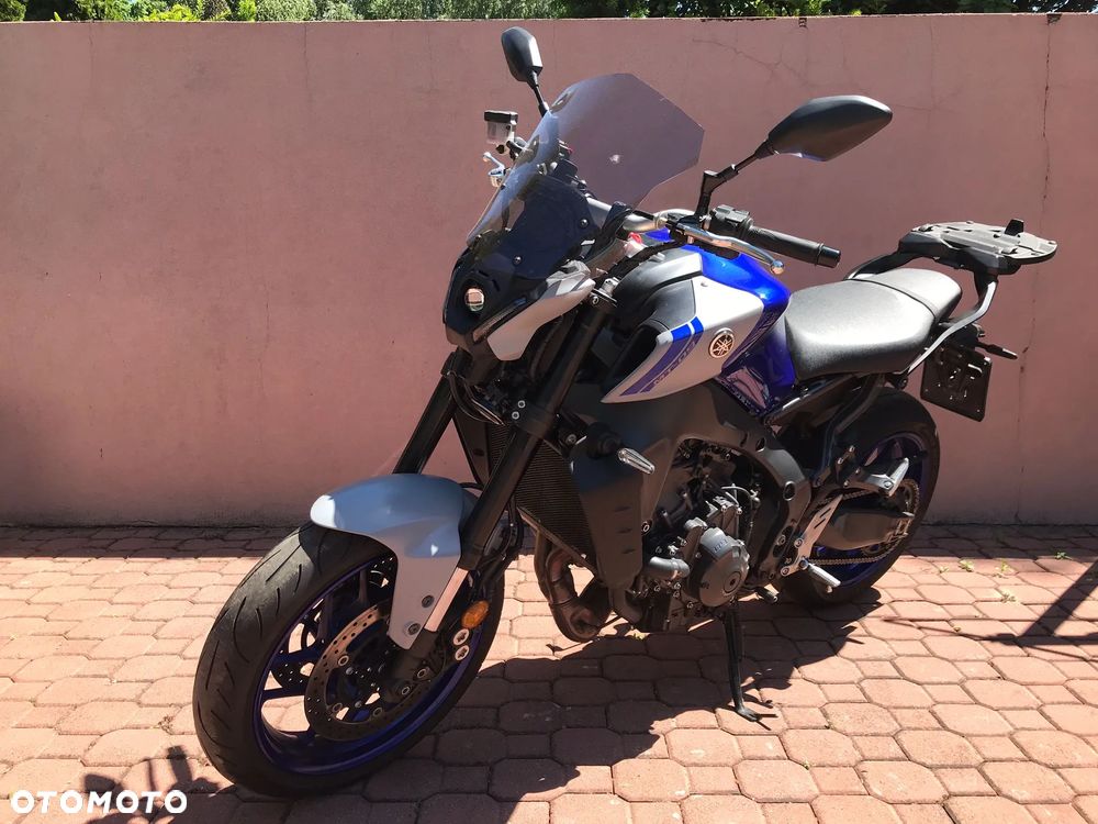 Yamaha MT - 9