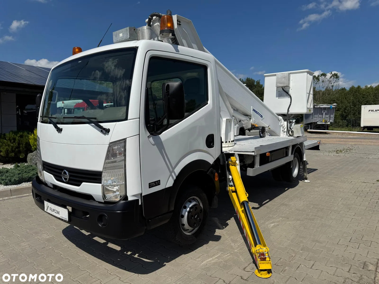 Nissan Cabstar 35,11 Zwyżka 20 ALU - 21