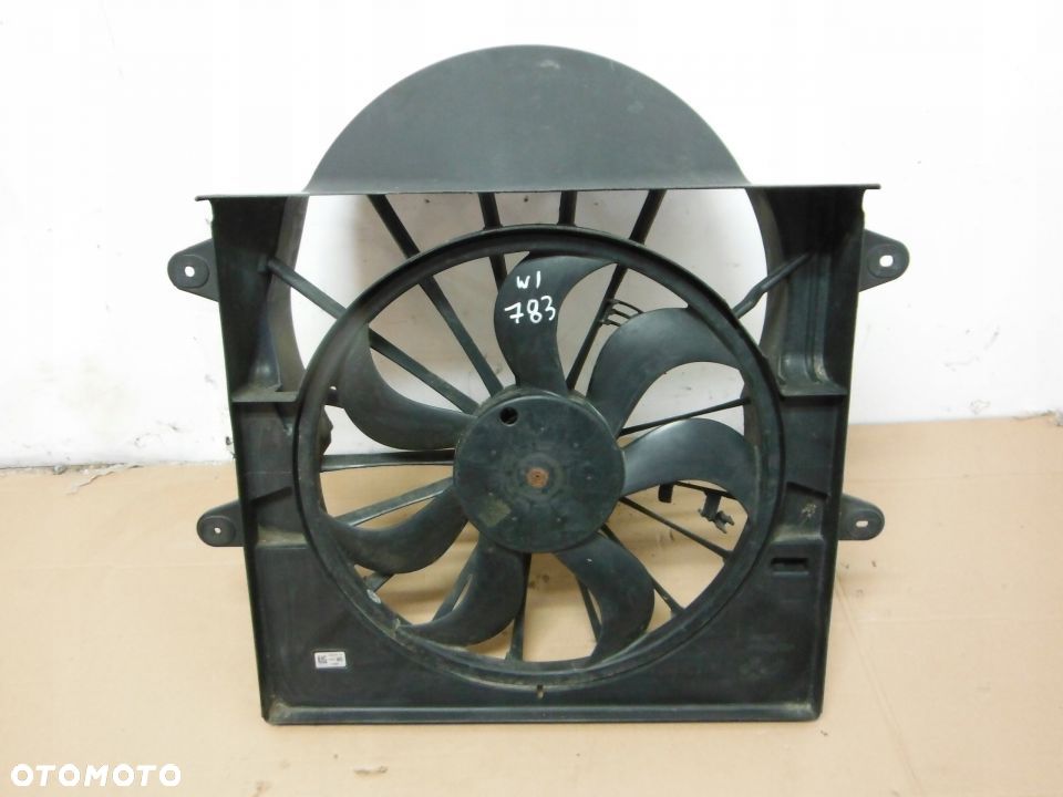 Jeep Commander zaluzja tunel powietrza wiatrak - 1