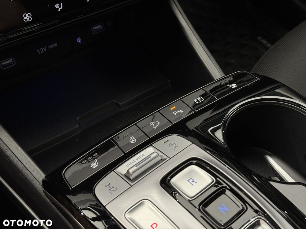Hyundai Tucson 1.6 T-GDi Platinum 4WD DCT - 32