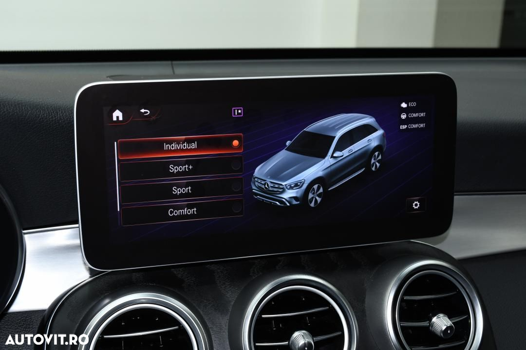 Mercedes-Benz GLC 300 d 4MATIC - 16