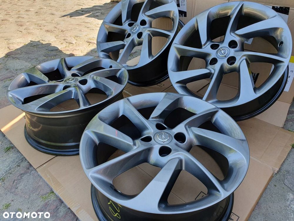 felgi Opel Corsa Adam Astra 17 4x100 - 11