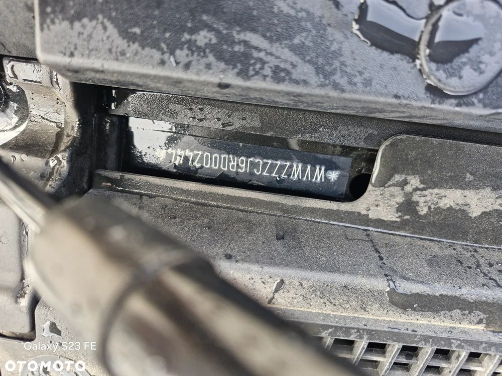 Volkswagen Passat - 35