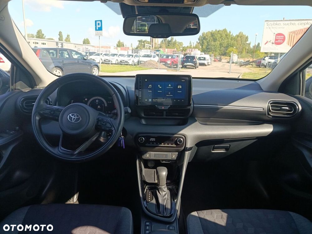Toyota Yaris Hybrid 1.5 Style - 11