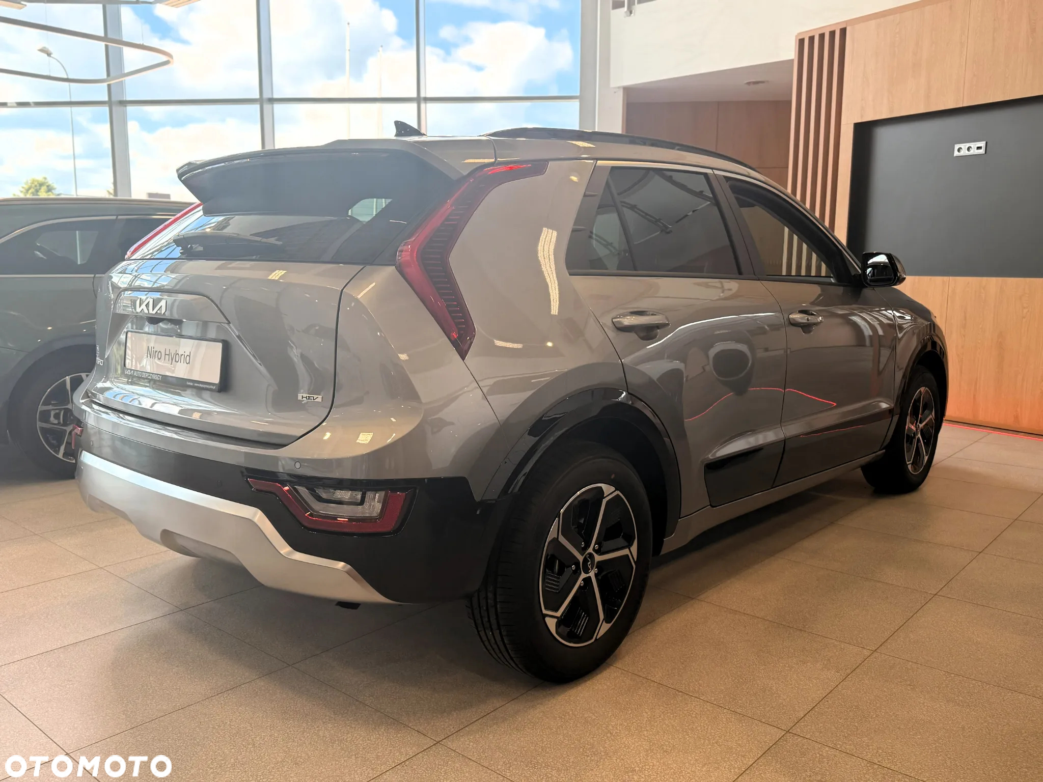 Kia Niro 1.6 GDI Hybrid L - 6