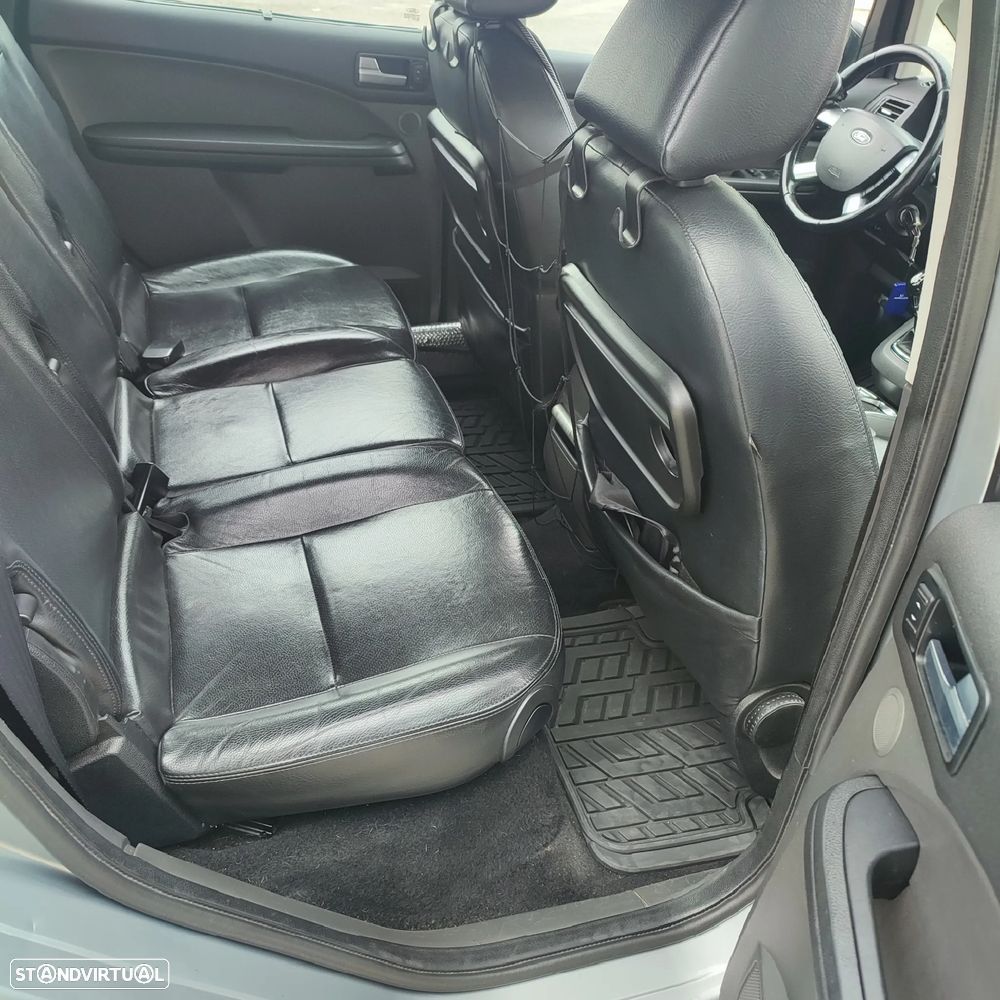 Ford Focus C-Max 1.6 TDCi Ghia - 13