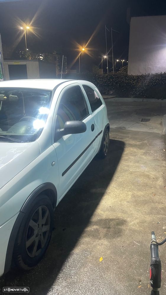 Opel Corsa 1.3 CDTI Essentia - 5