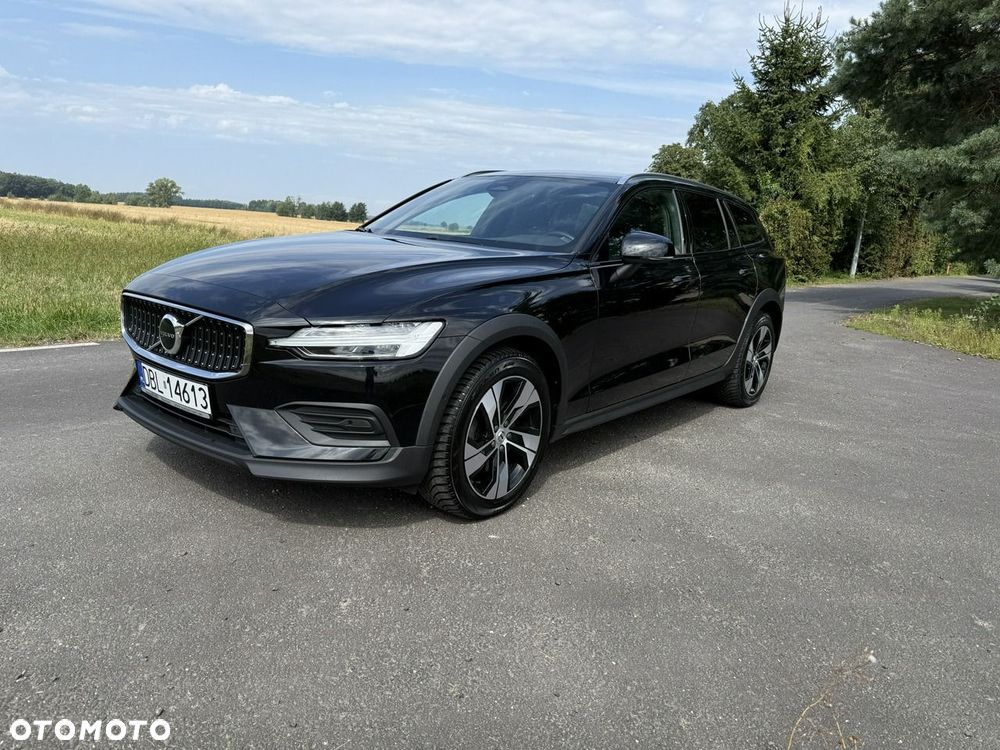 Volvo V60 Cross Country B4 D AWD Plus - 18