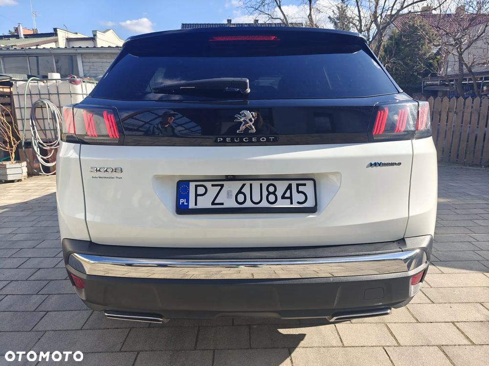 Peugeot 3008 1.6 PureTech Hybrid4 PHEV Allure Pack S&S EAT8 - 33