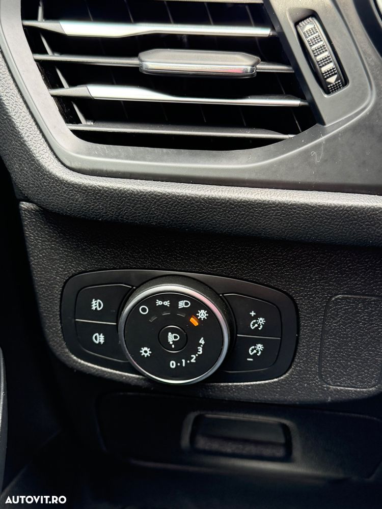 Ford Focus 1.5 EcoBlue Start-Stopp-System Aut. ACTIVE STYLE - 9