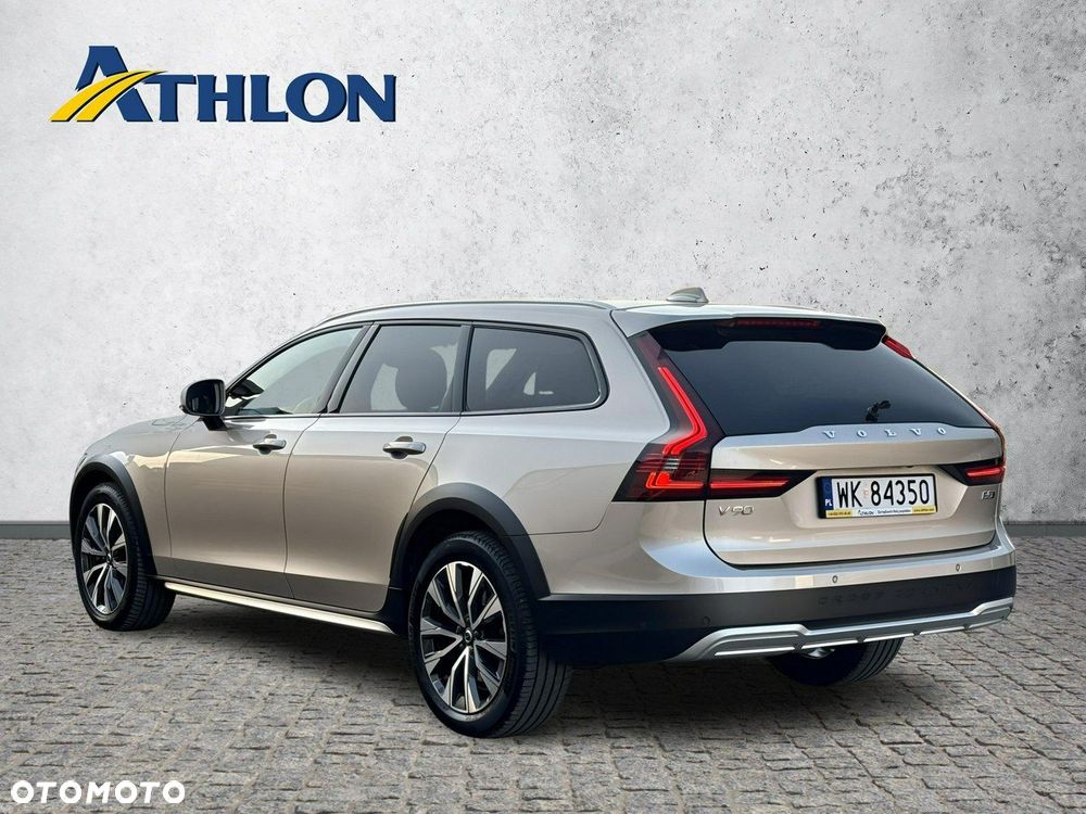 Volvo V90 Cross Country B5 D AWD Pro - 3