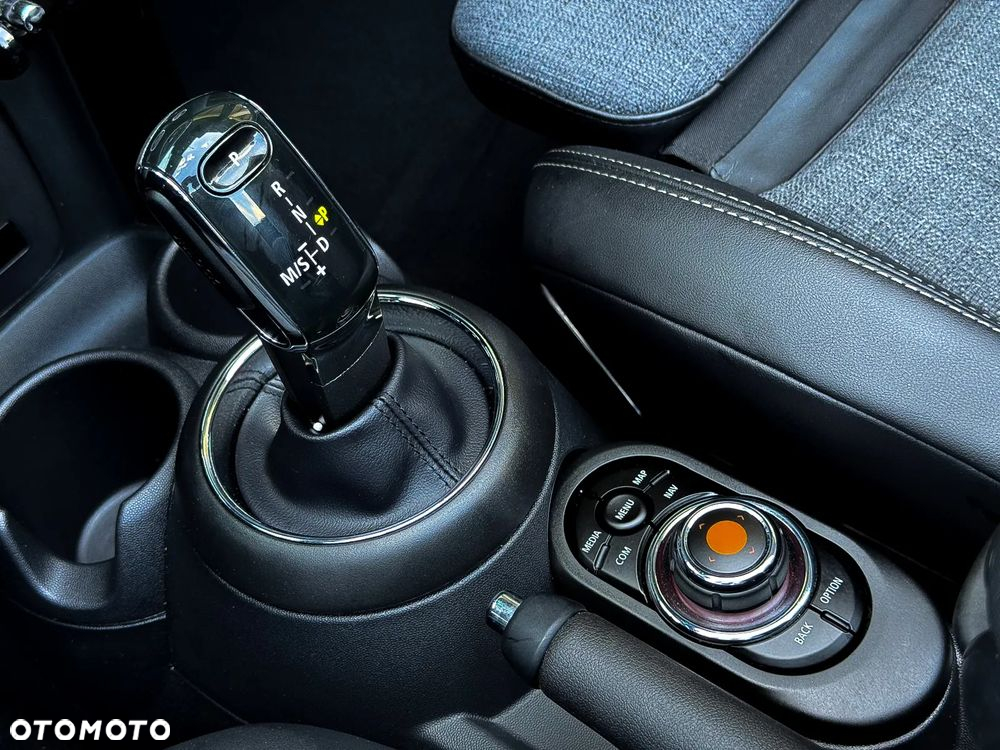 MINI Cooper - 28
