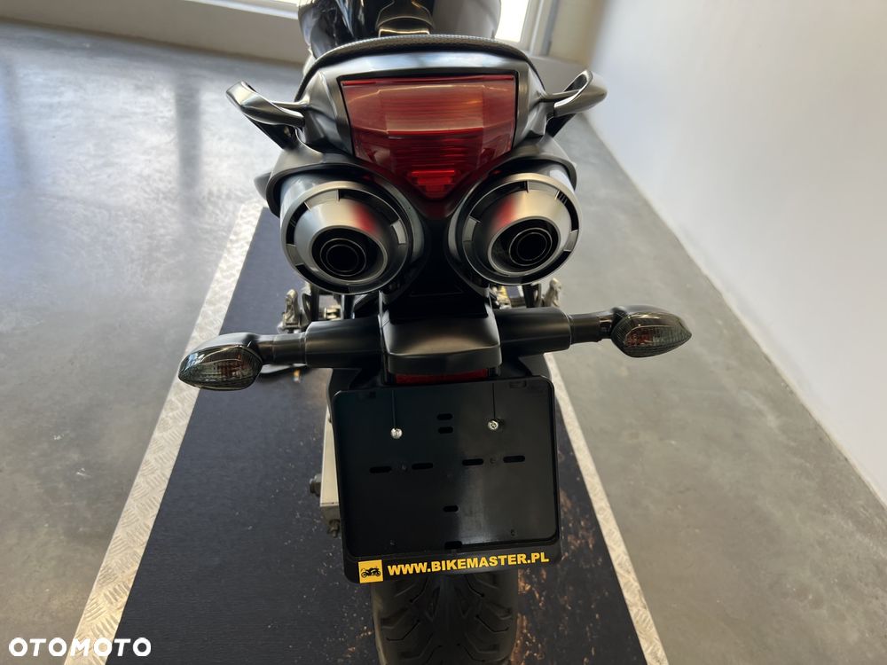 Yamaha FZ6 - 19
