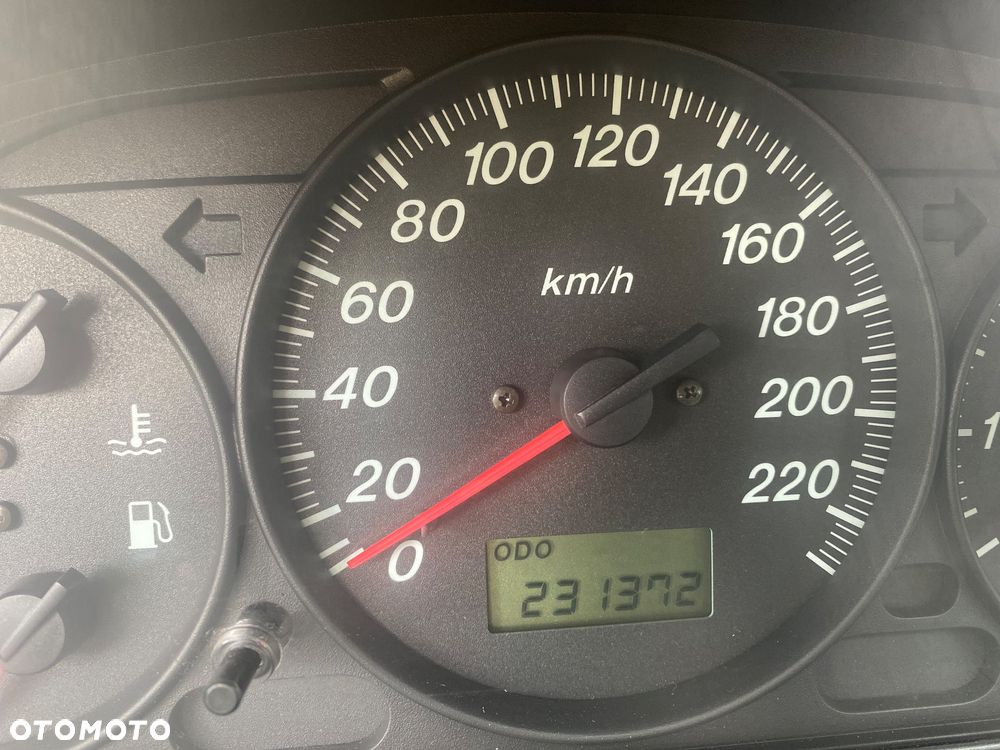 Mazda 323F 2.0 DITD Comfort - 21