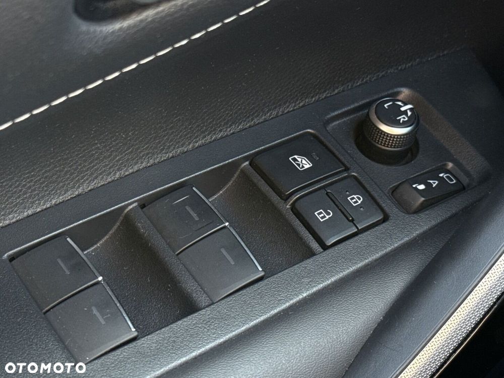 Toyota Corolla 1.8 Hybrid Comfort - 21