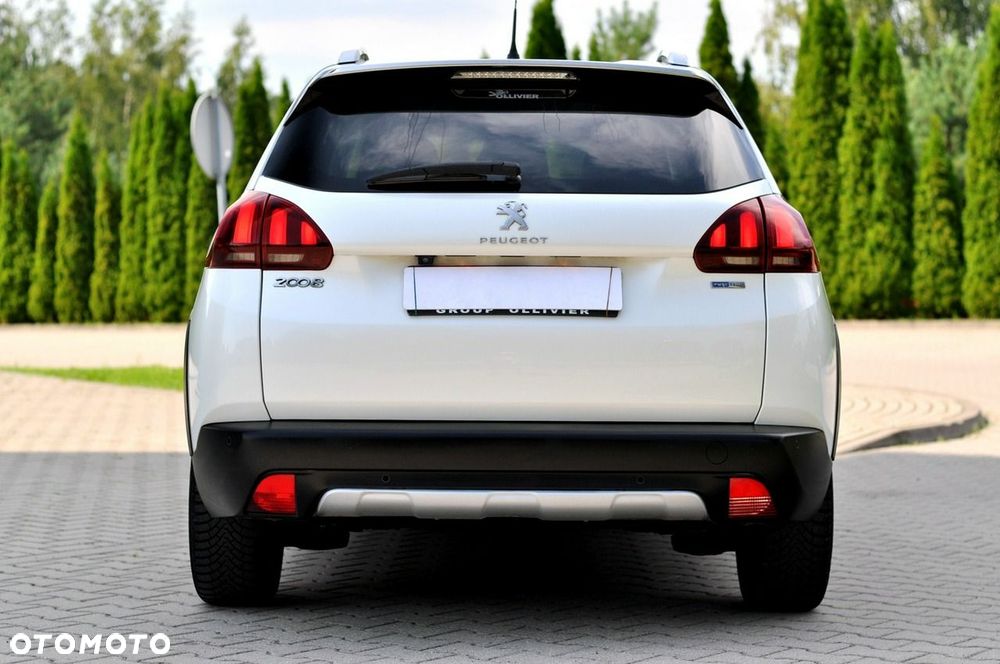 Peugeot 2008 1.2 VTi Allure - 11