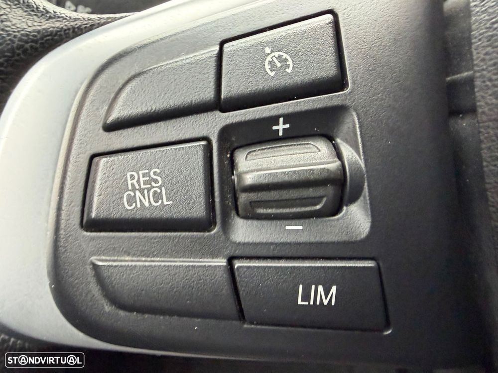 BMW X1 16 d sDrive Line Sport - 22